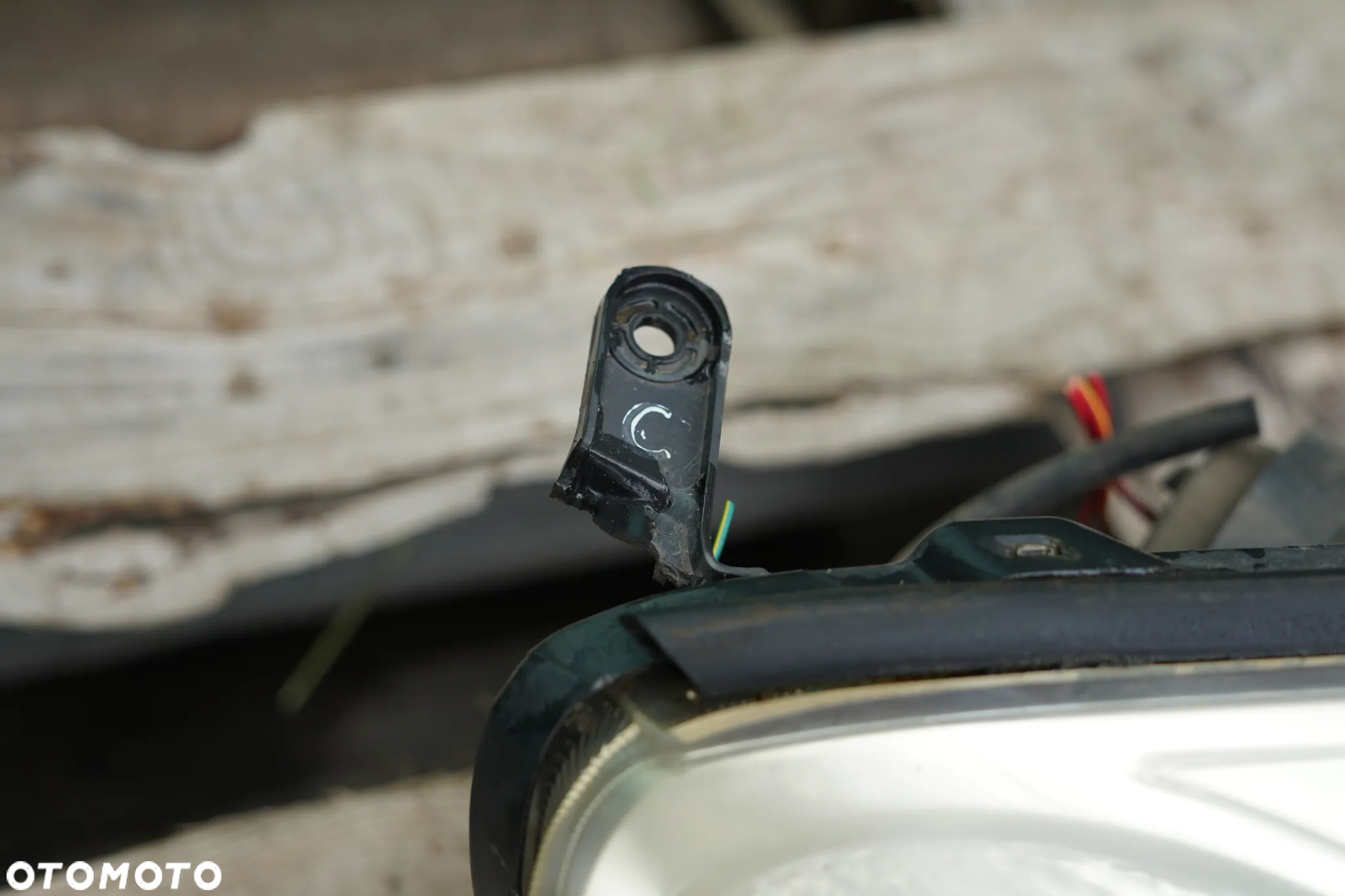 Lampa przód przednia prawa Toyota RAV4 II Lift Anglik - 5