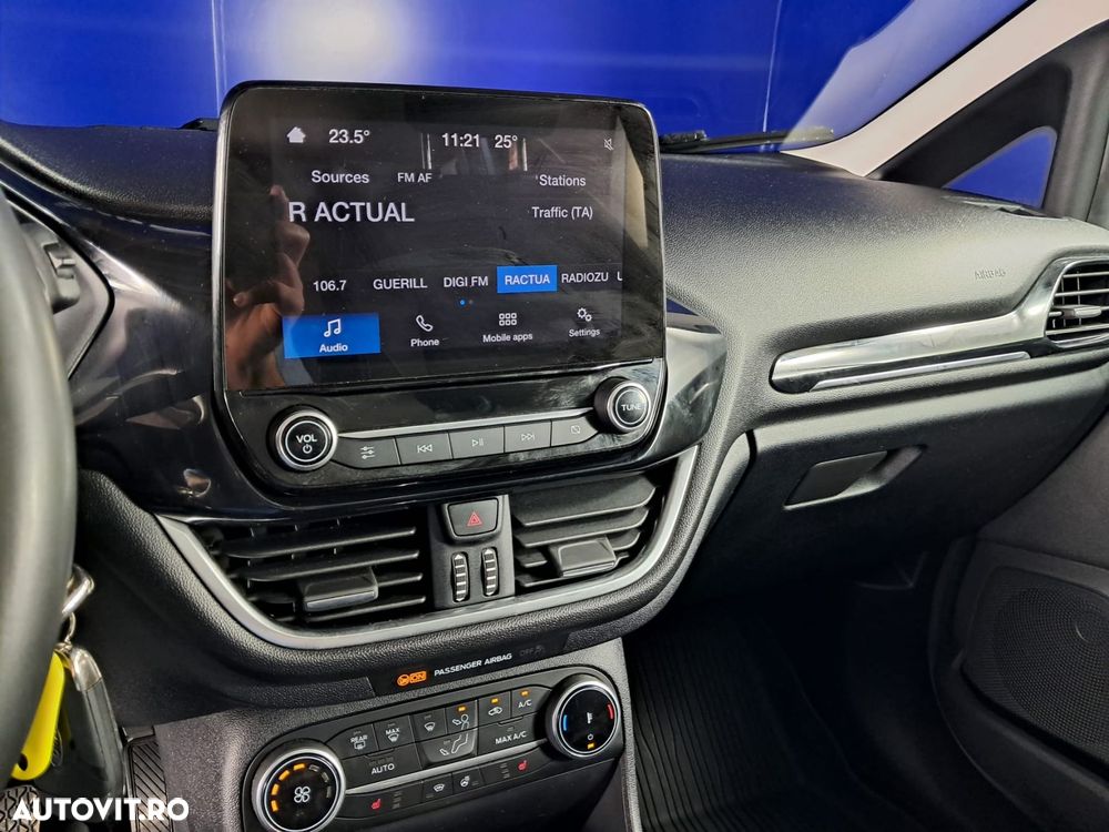 Ford Fiesta - 19