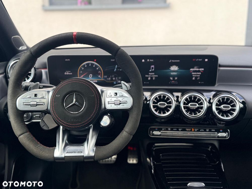 Mercedes-Benz Klasa A 45 S AMG 4-Matic 8G-DCT - 29