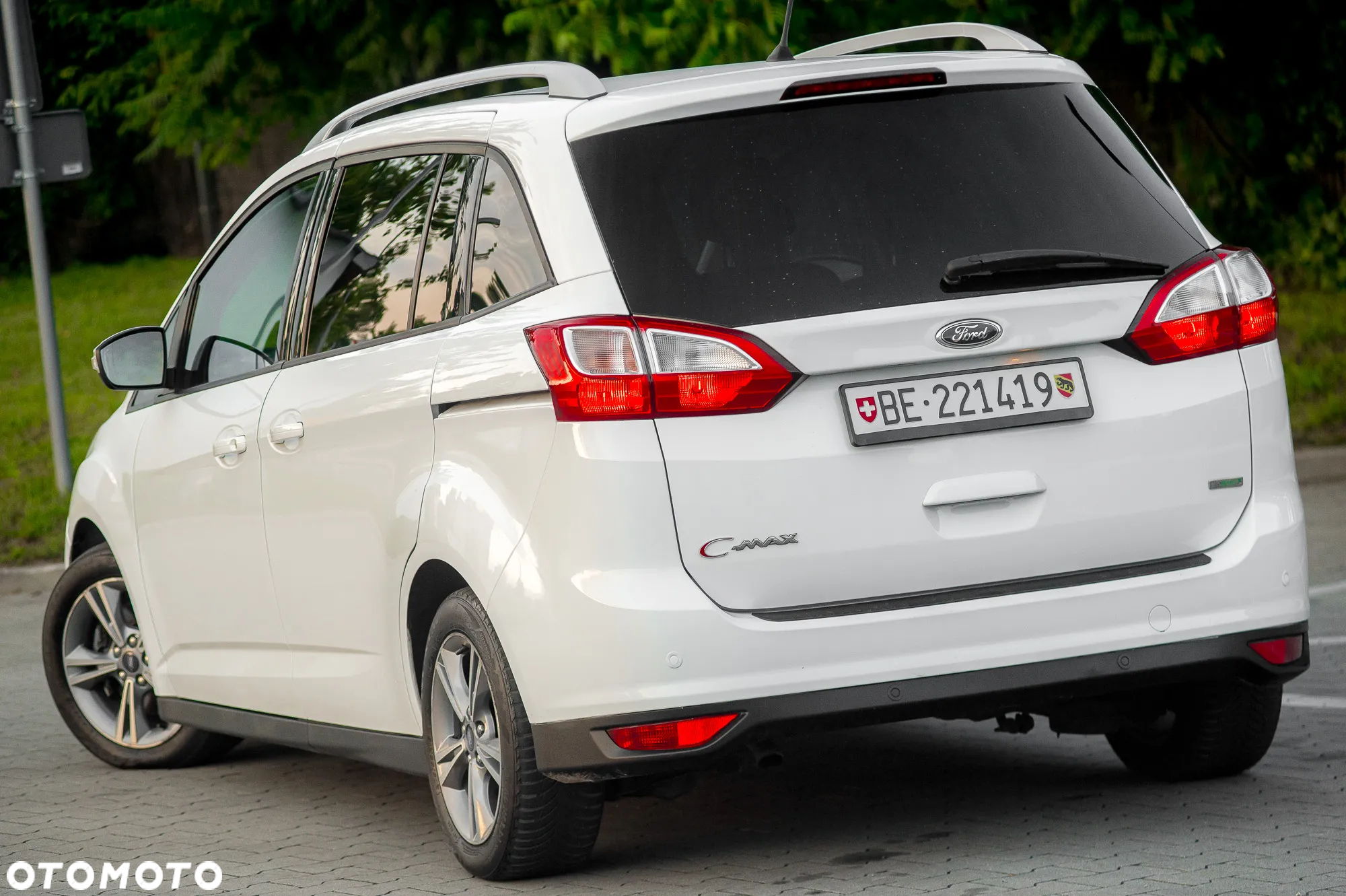 Ford Grand C-MAX - 9