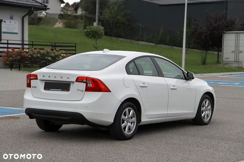 Volvo S60 - 4
