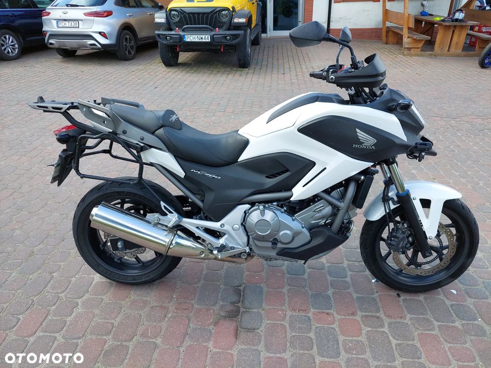 Honda NC - 6