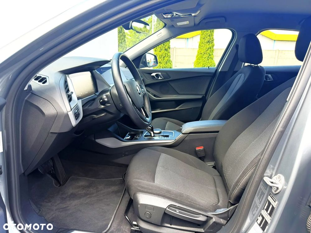BMW Seria 1 118i - 14