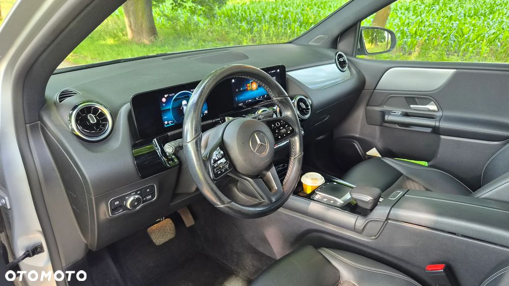 Mercedes-Benz Klasa B 180 d 8G-DCT Edition 2021 - 9