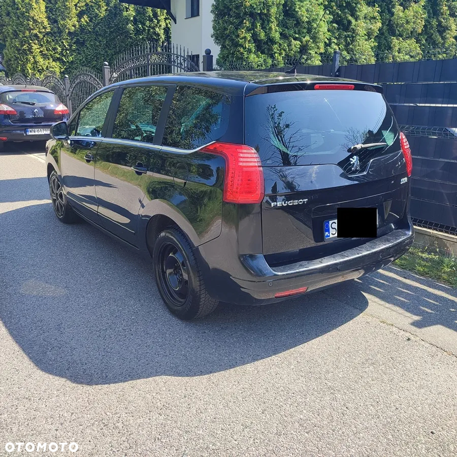 Peugeot 5008 - 4
