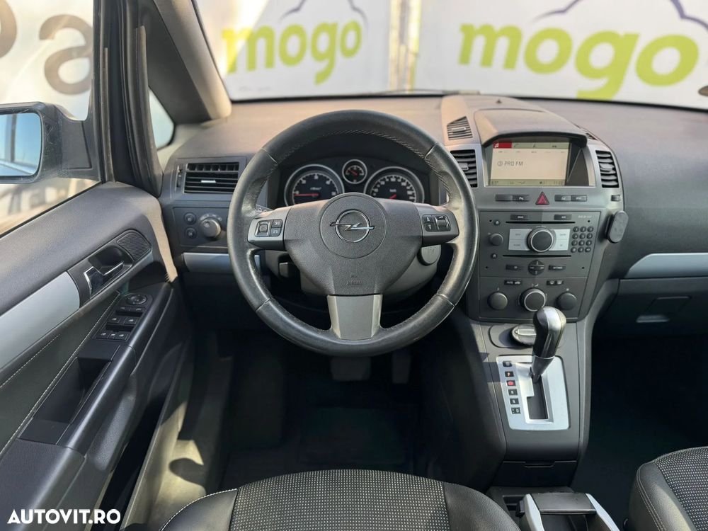 Opel Zafira - 29
