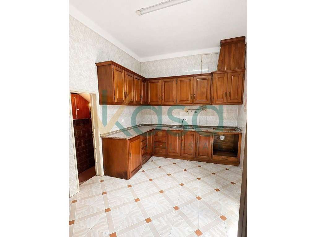 Excelente T2 oportunidade no coração do Barreiro ideal para investi... - Grande imagem: 3/29