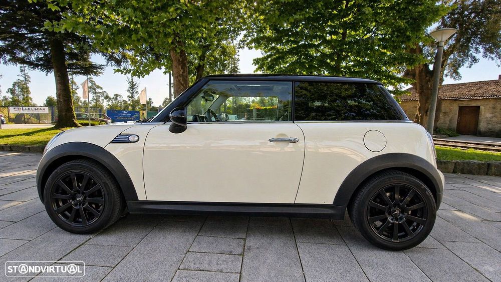 MINI 3 Portas Cooper D - 8