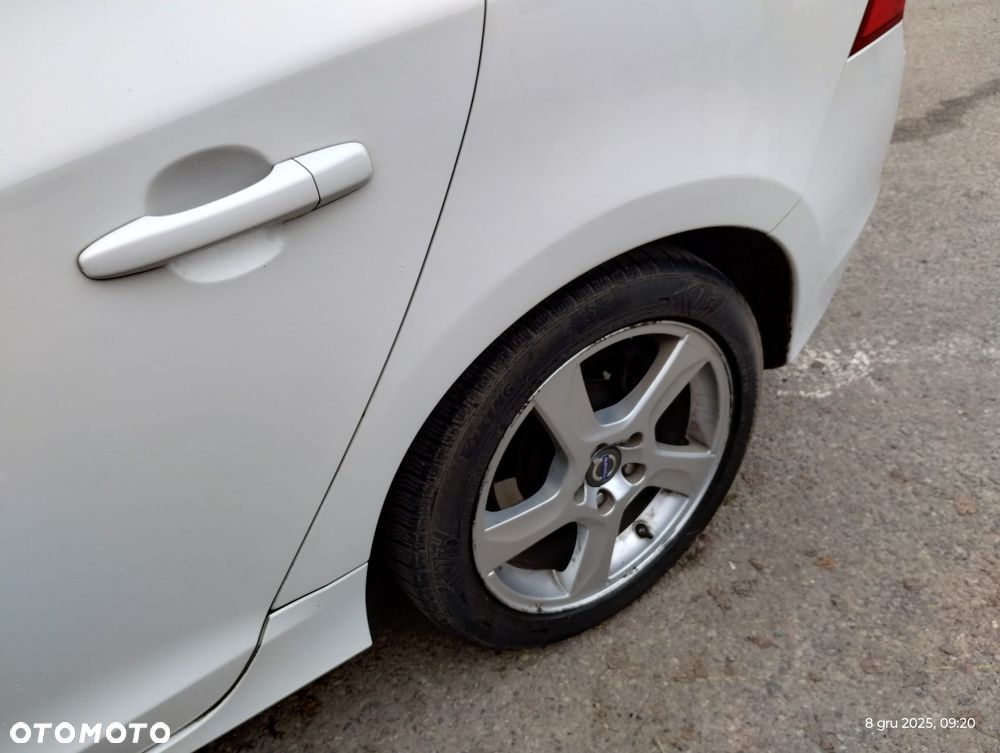 Volvo S60 ver-2-5-t5 - 10