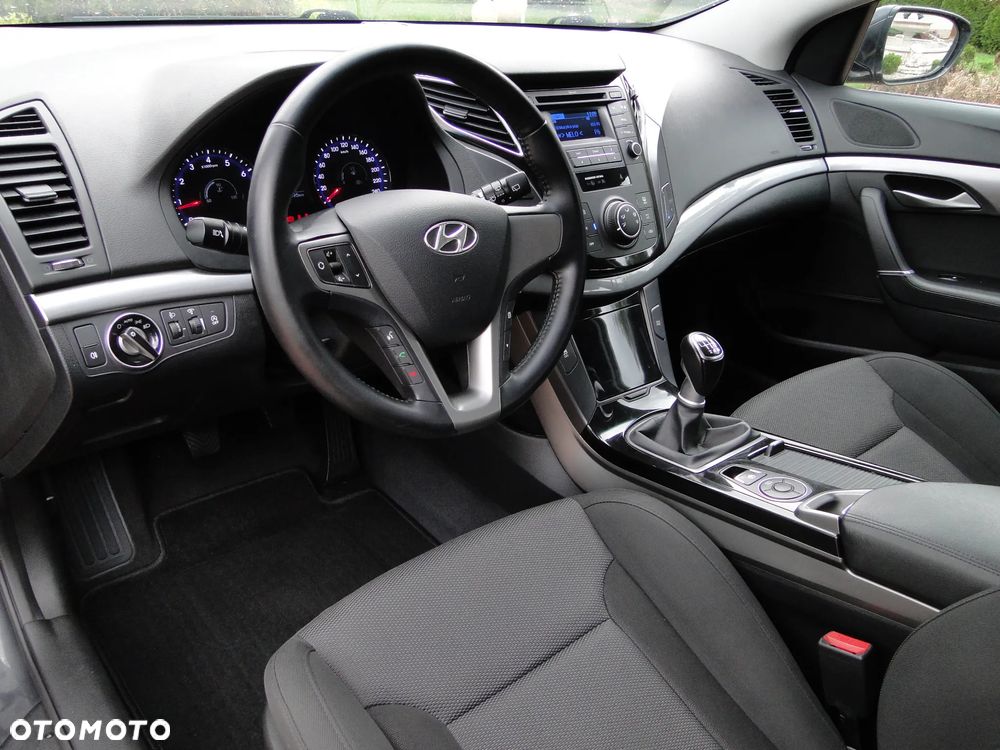 Hyundai i40 1.6 GDI BlueDrive Comfort - 19