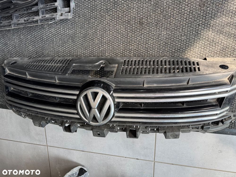 Volkswagen Tiguan 5N0 atrapa przód grill - 2
