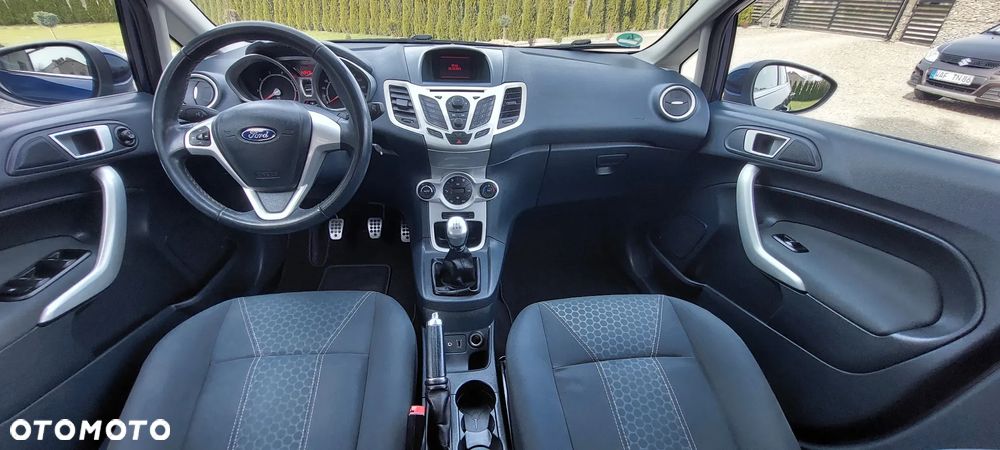 Ford Fiesta 1.25 Titanium - 12