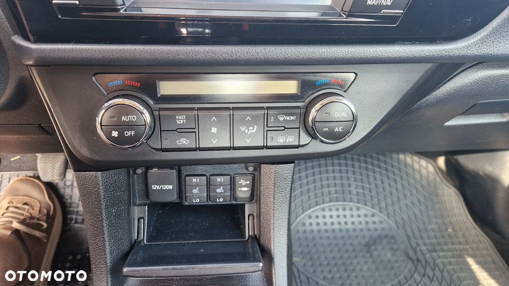 Toyota Corolla 1.6 Premium - 8