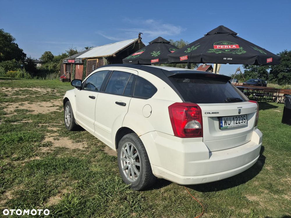 Dodge Caliber 2.0 SXT - 2