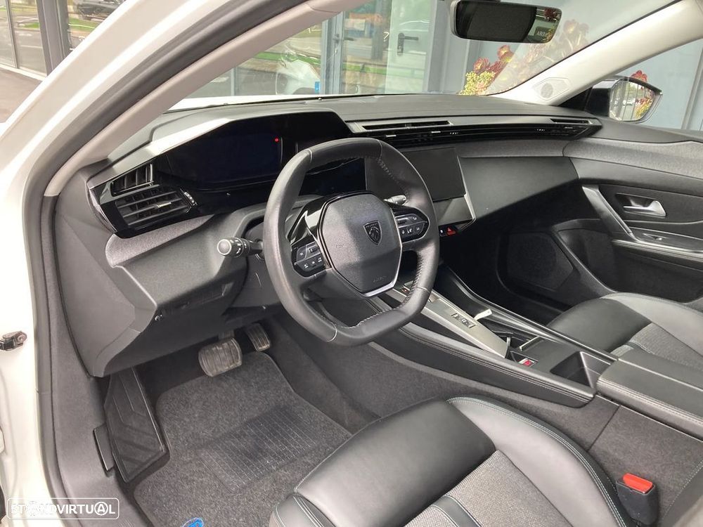 Peugeot 308 SW BlueHDi 130 EAT8 Allure Pack - 15