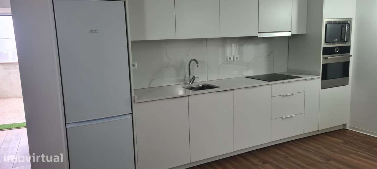 Apartamento T1 com varanda em Ribeira do Neiva, Braga - Grande imagem: 2/6