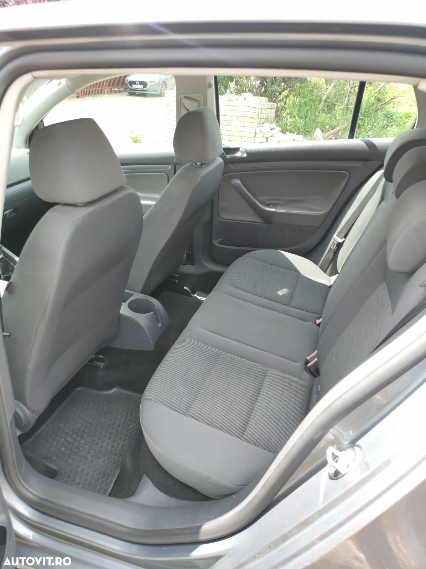 Volkswagen Golf - 5
