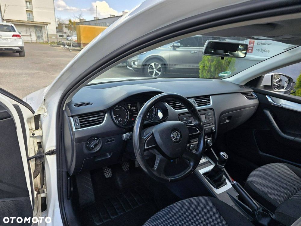 Skoda Octavia 1.6 TDI DPF Fun - 7