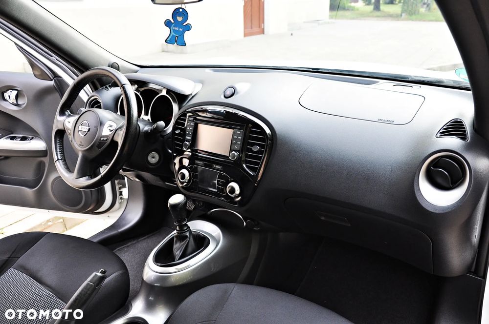 Nissan Juke 1.2 DIG-T N-Connecta EU6 - 17