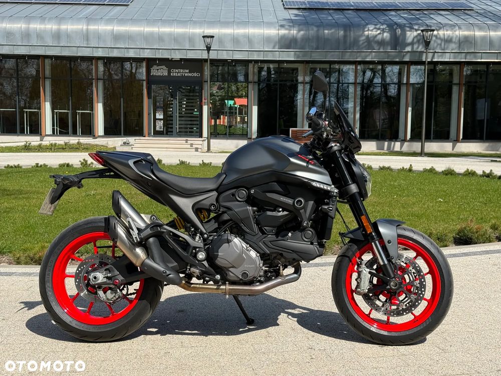 Ducati Monster - 10