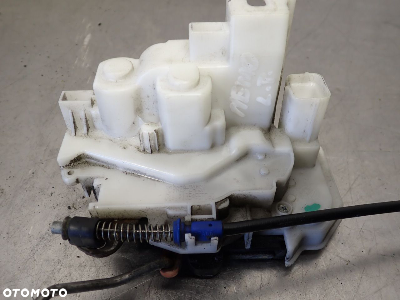 ZAMEK LEWY PRZÓD DRZWI CITROEN NEMO 1.4HDI - 4