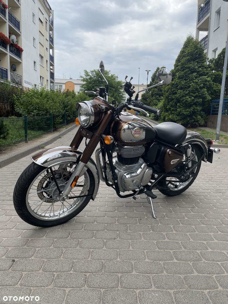 Royal Enfield Classic - 1