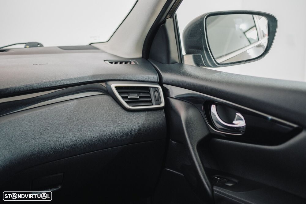 Nissan Qashqai 1.5 dCi N-Connecta - 15