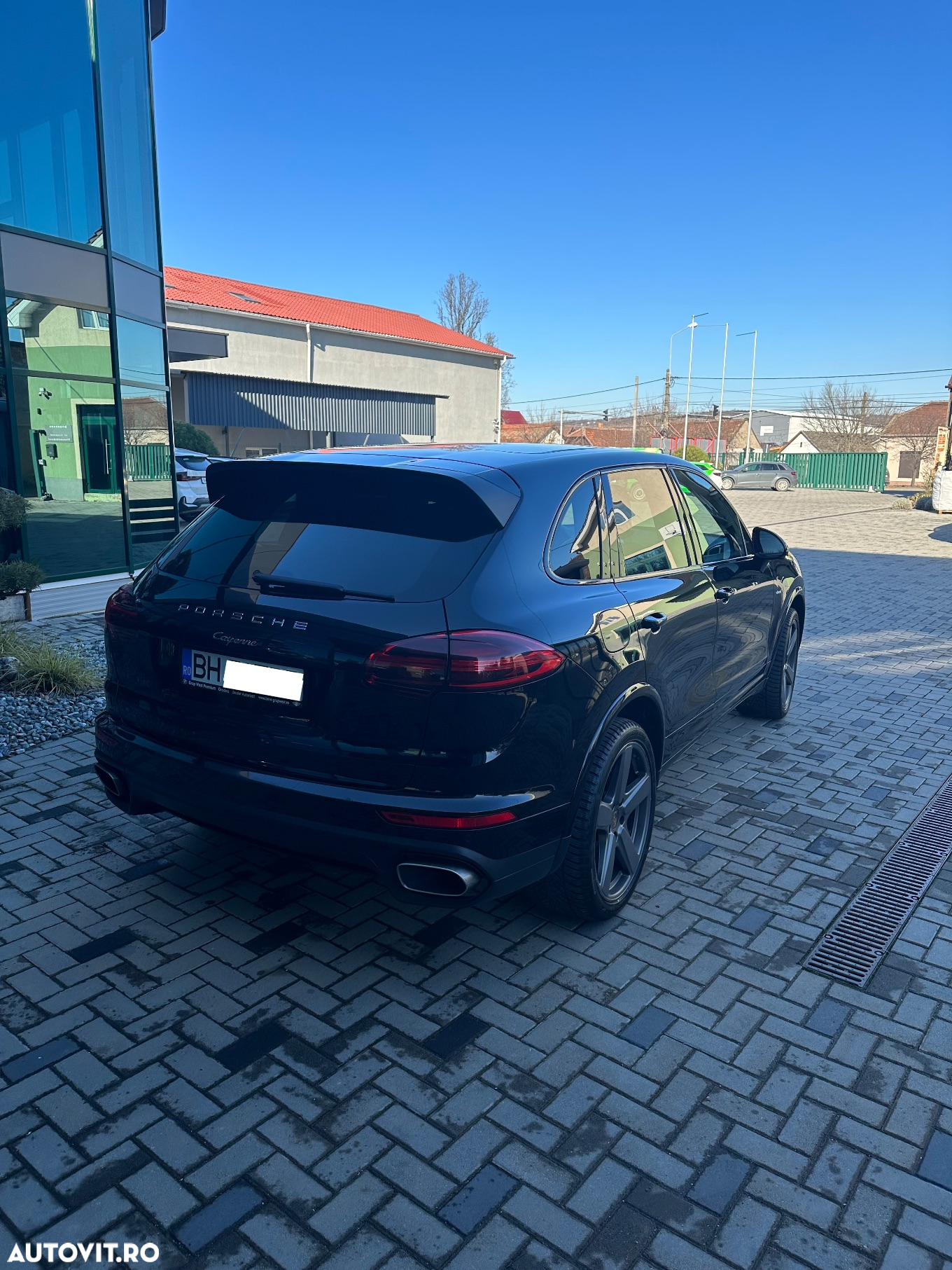 Porsche Cayenne 3.0 L - 8