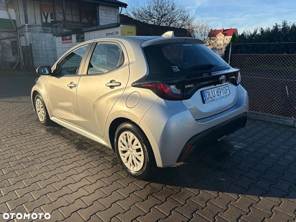 Toyota Yaris 1.0 Comfort - 4