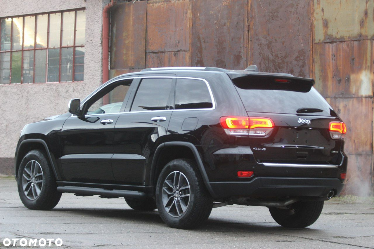 Jeep Grand Cherokee - 4