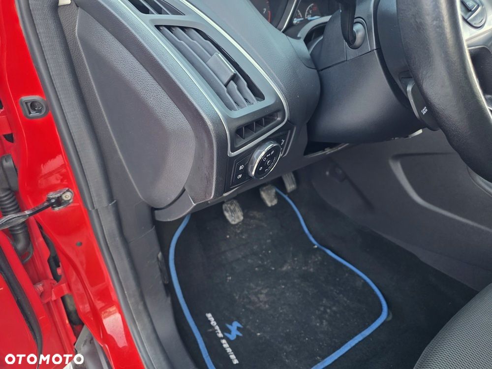 Ford Focus 1.6 FF Trend - 22