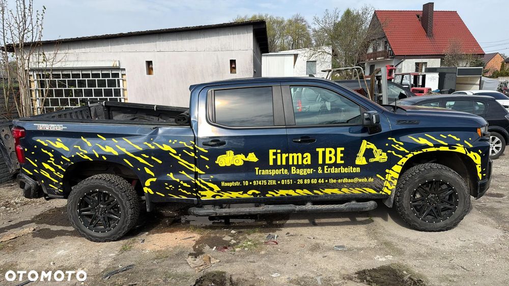 Chevrolet Silverado - 27