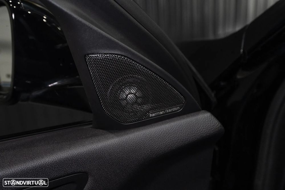 BMW 118 i Pack M Auto - 20