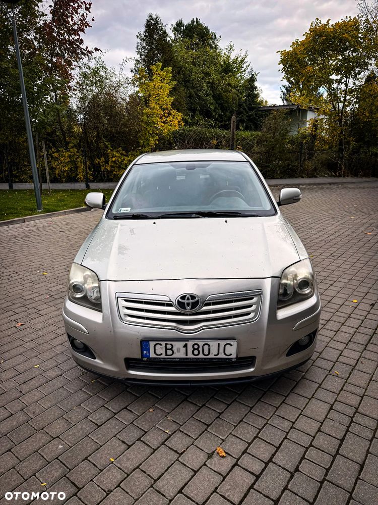 Toyota Avensis 2006 photo 4
