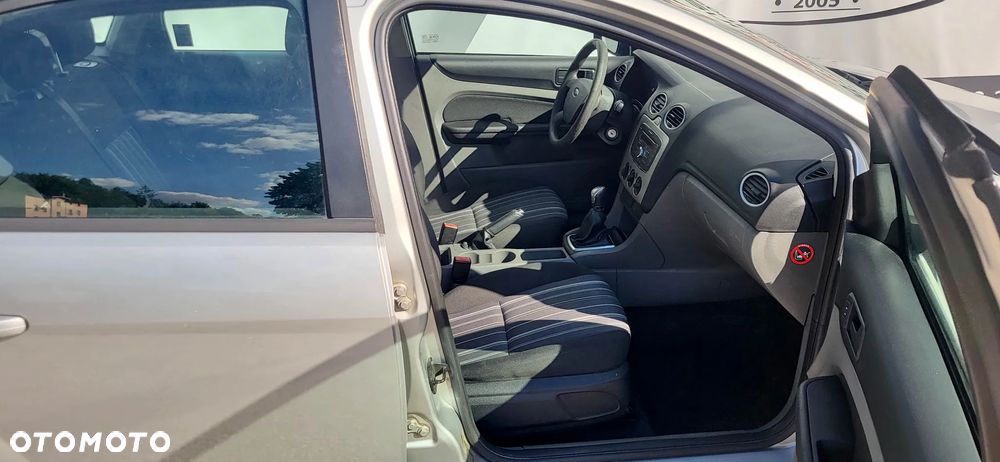 Ford Focus 1.6 TDCi Ambiente - 19