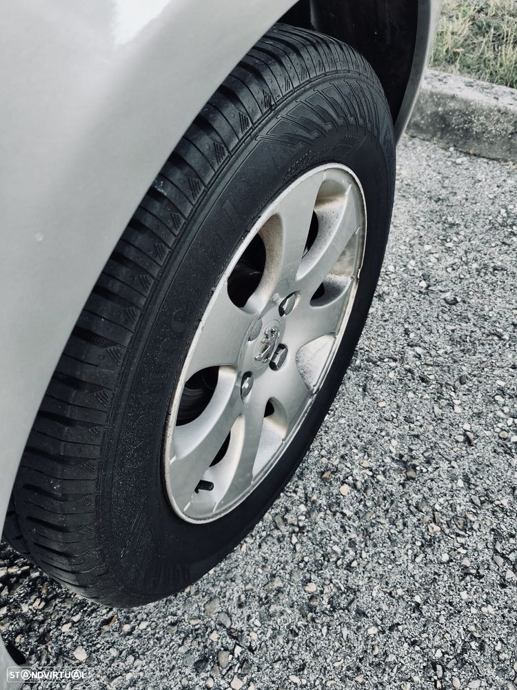 Peugeot 307 1.4 16V XS Premium - 17