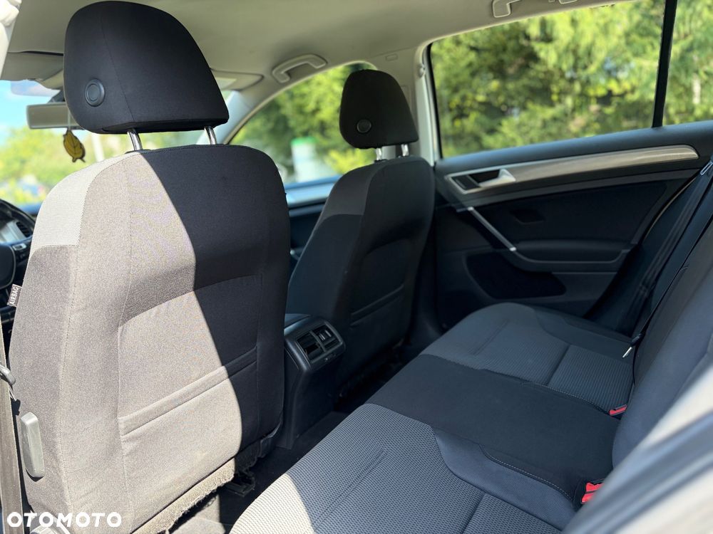 Volkswagen Golf 1.6 TDI BlueMotion Technology DSG Lounge - 24