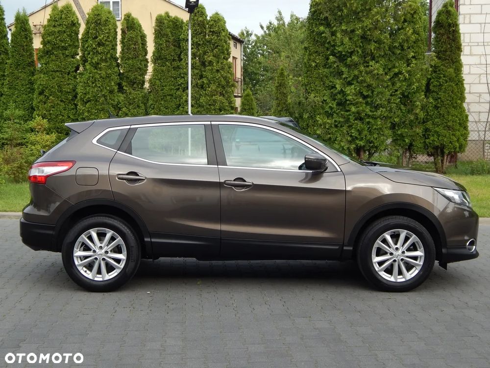Nissan Qashqai 1.2 DIG-T N-Vision - 8