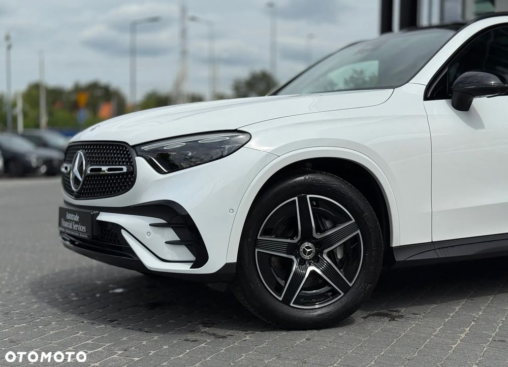 Mercedes-Benz GLC - 4