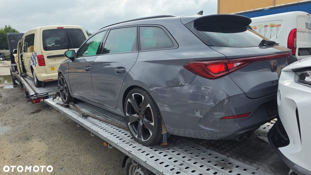 Cupra Leon 2.0 TSI 4Drive Tribe Edition VZ DSG - 3