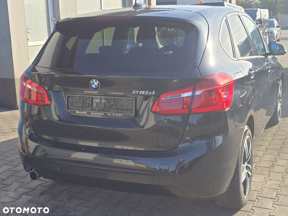BMW Seria 2 216d Sport Line - 3