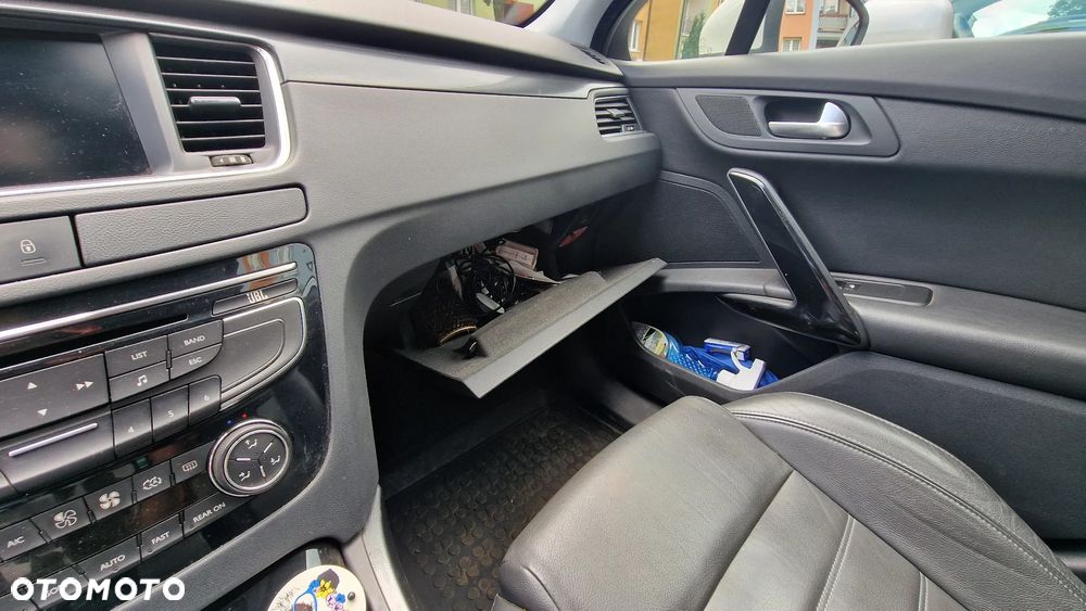 Peugeot 508 1.6 T Allure - 16