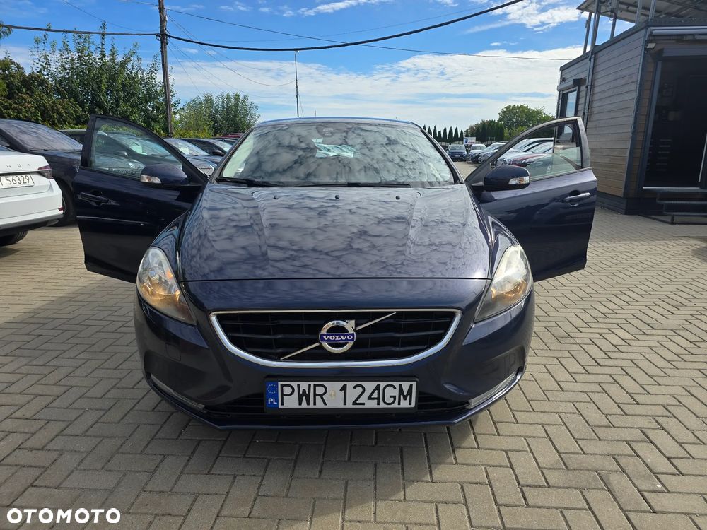 Volvo V40 - 22