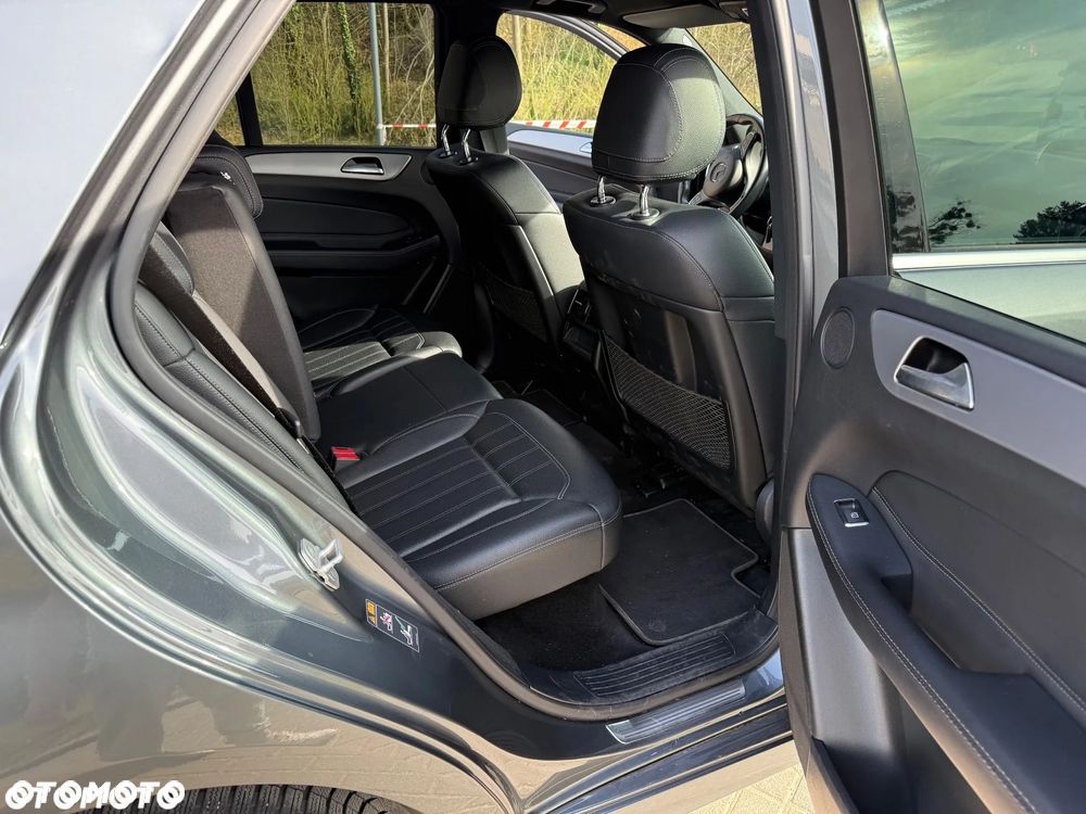 Mercedes-Benz GLE 250 d 4-Matic - 23