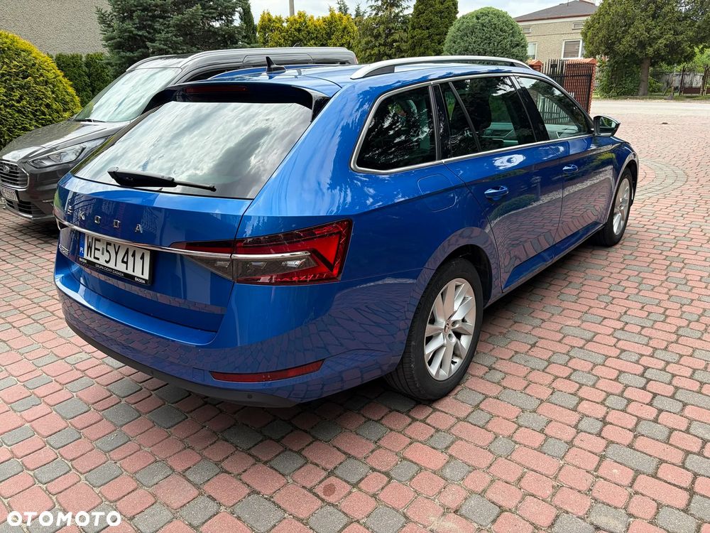 Skoda Superb 2.0 TDI SCR Style DSG - 10