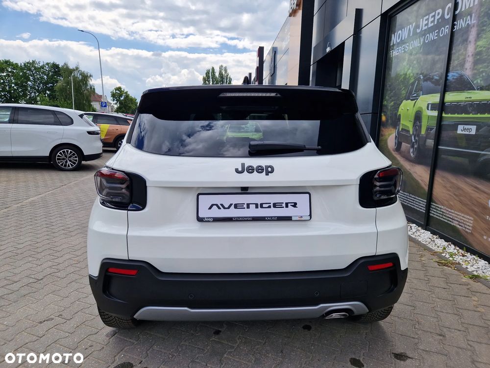 Jeep Avenger 1.2 T3 mHEV Black Edition FWD eDCT6 - 18