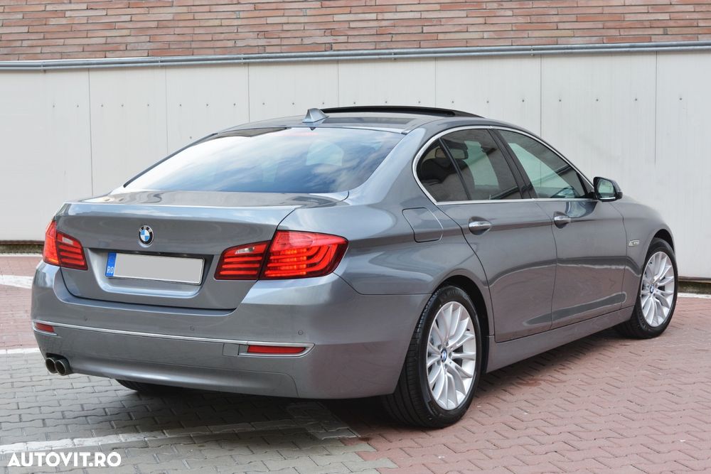 BMW Seria 5 520d Aut. Luxury Line - 9
