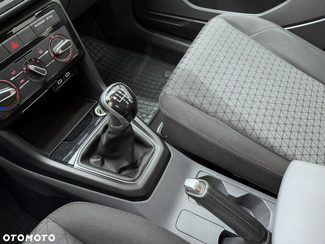 Volkswagen T-Cross 1.0 TSI Life - 24