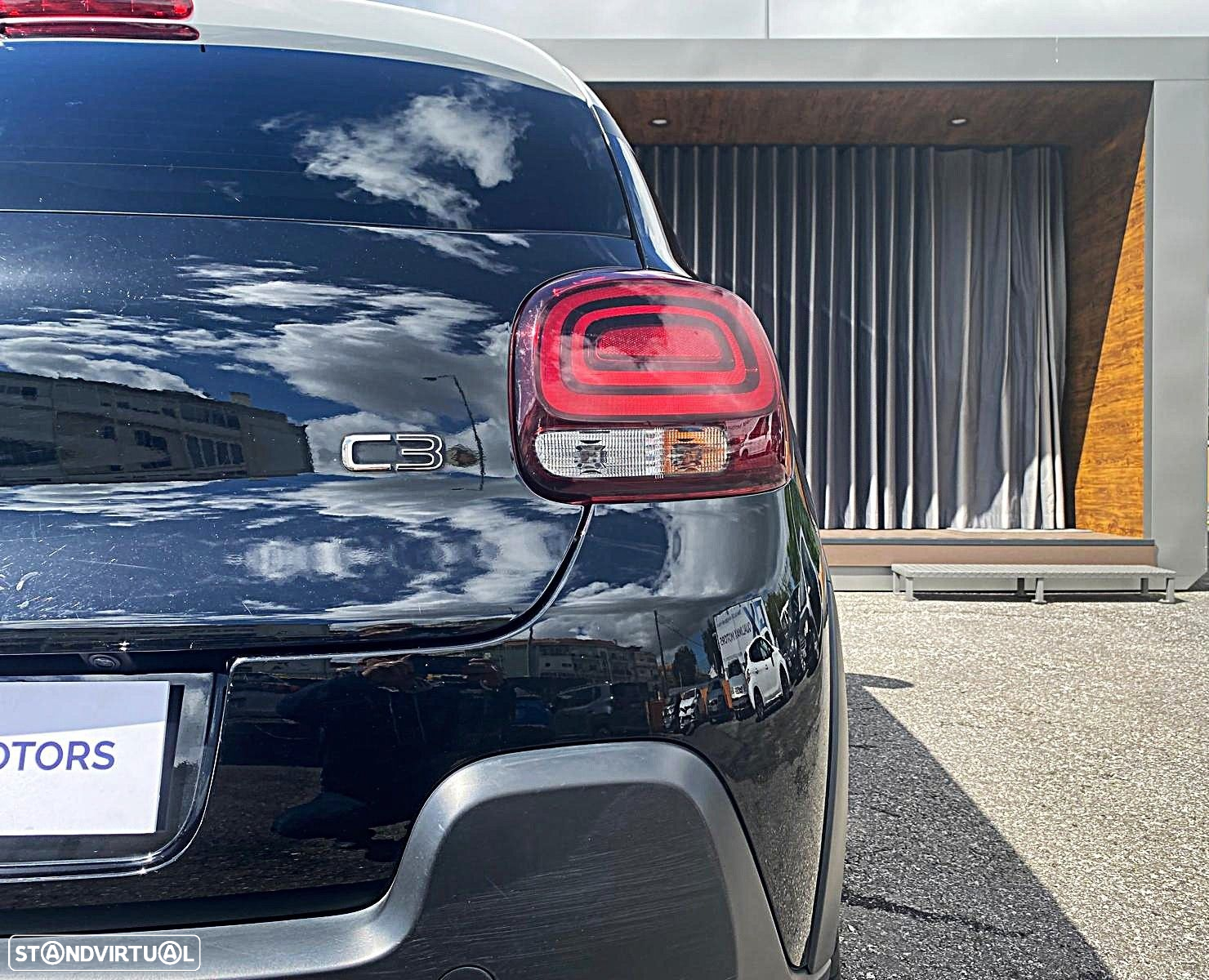Citroën C3 1.2 PureTech Shine - 38