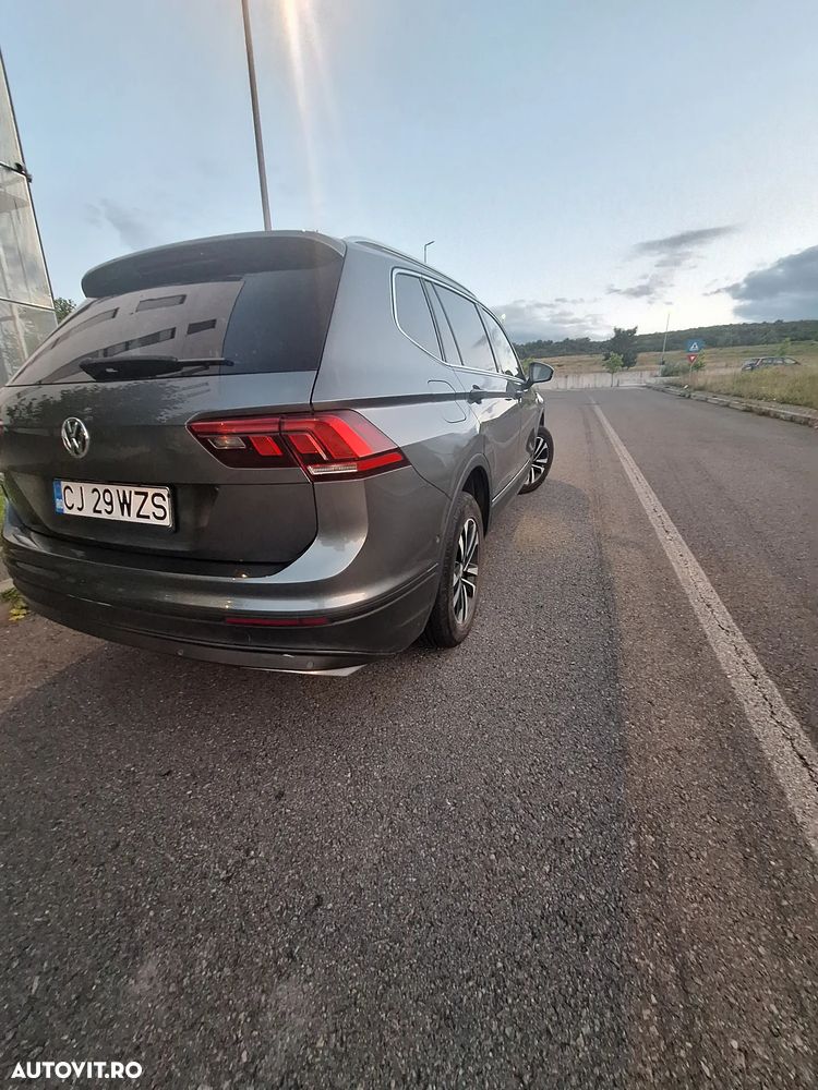 Volkswagen Tiguan - 5